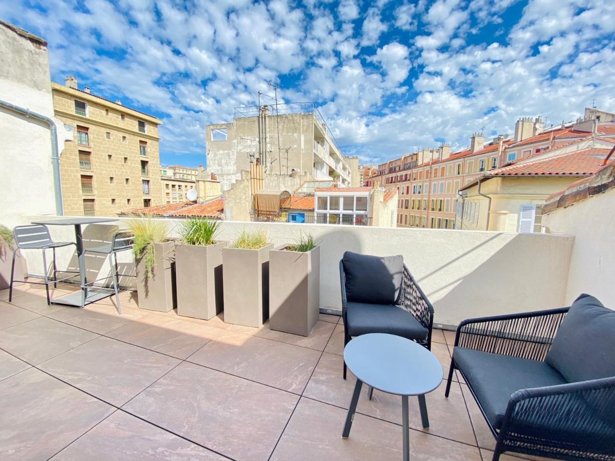 Les Toits Du Vieux-Port Aparthotel Marseille Exterior photo