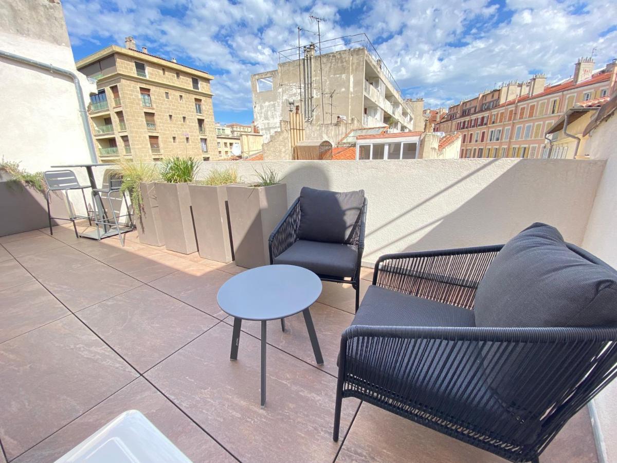 Les Toits Du Vieux-Port Aparthotel Marseille Exterior photo